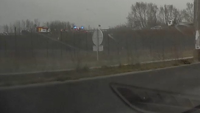 Deux blessés légers dans un accident sur le pont menant à la Gare de Calais Frethun.