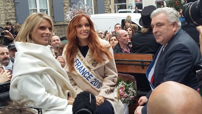 Miss France Maëva Coucke était à Boulogne sur mer ce mercredi.