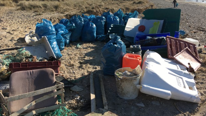 400 kilos de déchets ramassés en une seule après-midi à la pointe aux oies.