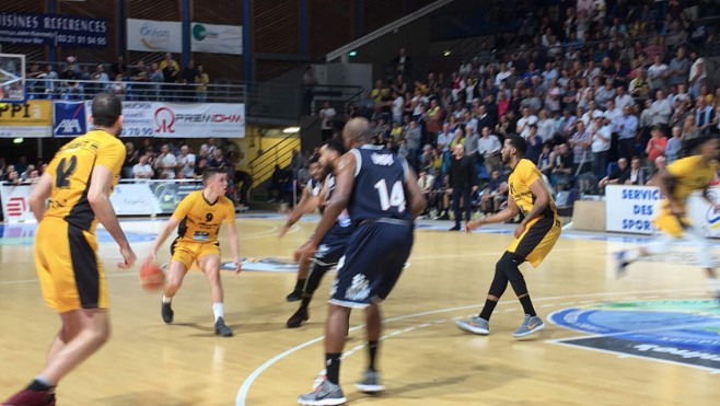 Basket : Boulogne prend sa revanche sur Chartres 85 à 83 !