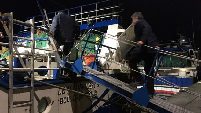 Les marins-pêcheurs se mobilisent à Boulogne pour conserver les rejets en mer !