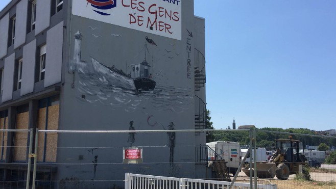 La démolition de l'Hôtel des gens de mer débute à Boulogne sur mer !