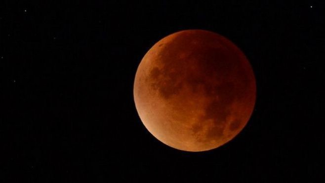 L’éclipse totale de lune visible depuis la Côte d’Opale