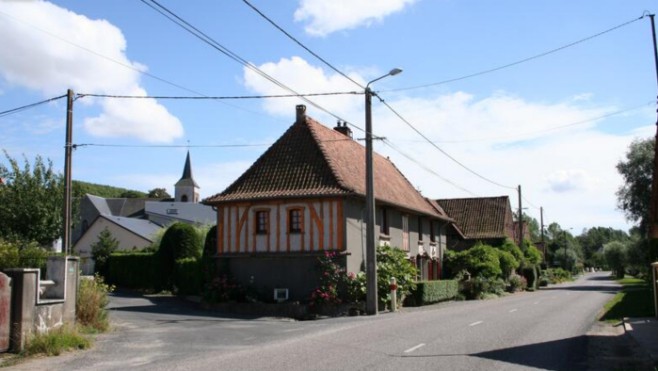 Doudeauville : un homme tue sa mère, blesse grièvement son père et son ex !