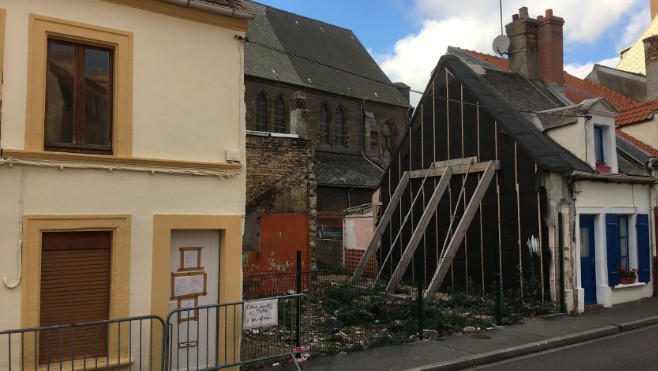 A Boulogne sur mer, des maisons de villes ont dû être détruites pour éviter le drame de Marseille !