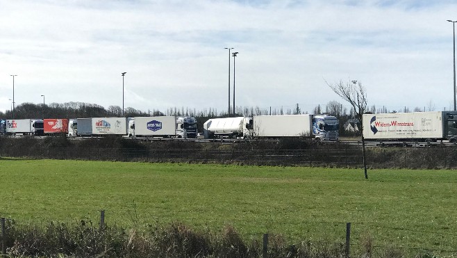 Grève des douaniers: quelle situation sur l'A16 ce mercredi soir ?