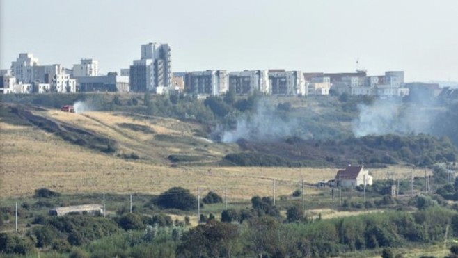 Boulogne: trois hectares de végétation ont brûlé sur la colline de Terlincthun 