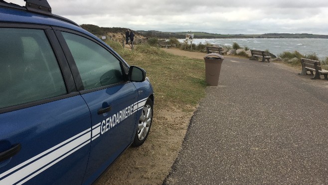 ACTUALISE Wissant: trois naufragés, dont un homme décédé, retrouvés dans les dunes ce jeudi matin 