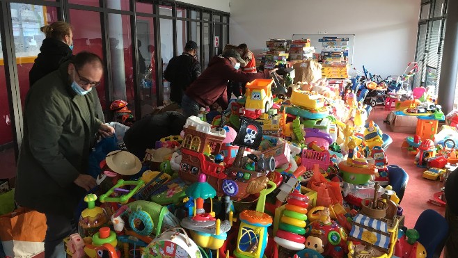 Des milliers de jouets redistribués par Marinéo aux associations boulonnaises !