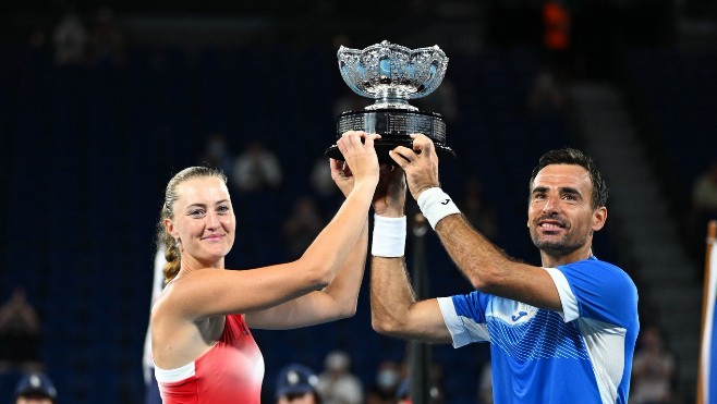 Kristina Mladenovic remporte le double mixte de l'Open d'Australie