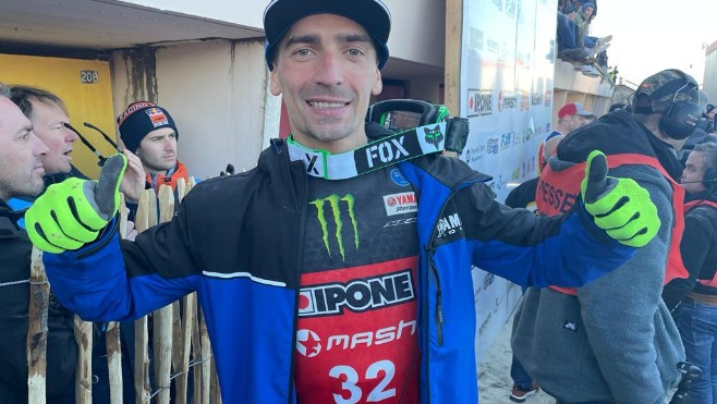 Milko Potisek remporte l'Enduropale du Touquet devant 300 000 spectateurs.