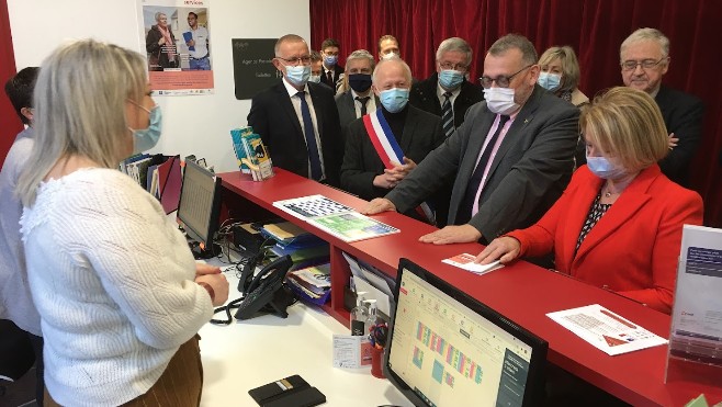 La Capelle Les Boulogne a inauguré sa maison France Service. 