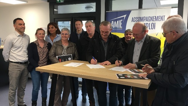 A Boulogne sur mer, des coaches emplois envoyées dans les clubs de Football !