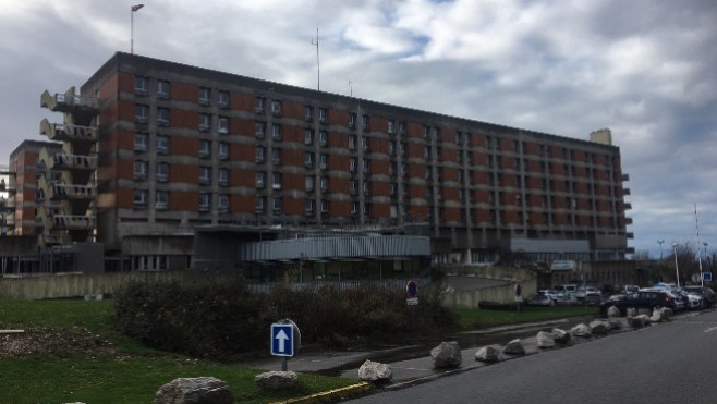 Hôpital : grève illimitée à Boulogne et poursuite de la grève aux urgences de Calais