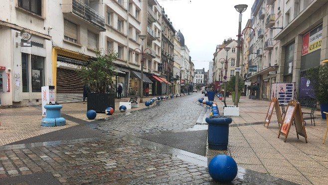 La ville de Boulogne-sur-mer se targue d'avoir obtenu un 5ième sourire en faveur du commerce de proximité. 