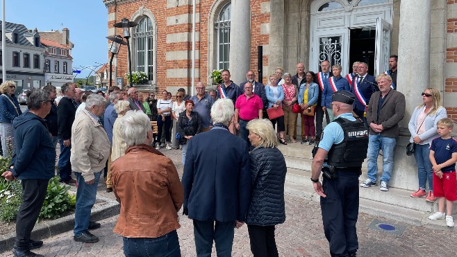 Plusieurs rassemblements contre la violence ce lundi midi sur toute la Côte d'Opale et Picarde 