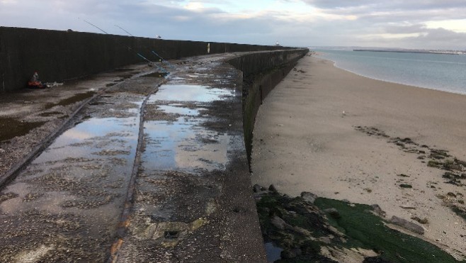 Le Portel : un pêcheur chute de 7 mètres Digue Carnot