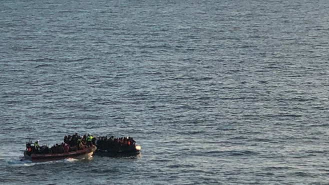 190 migrants tentant de traverser la Manche secourus depuis vendredi