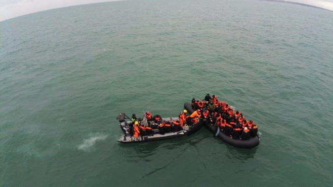 Traversées de la Manche: 283 personnes secourues dans le détroit du Pas-de-Calais