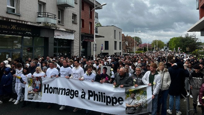A Grande Synthe, plus de 1500 personnes lors de la marche blanche pour Philippe