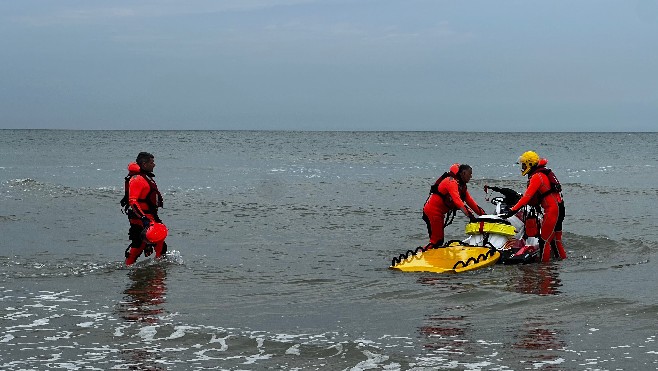 A la veille des vacances, les pompiers du Pas-de-Calais équipés de deux nouvelles motos marines 