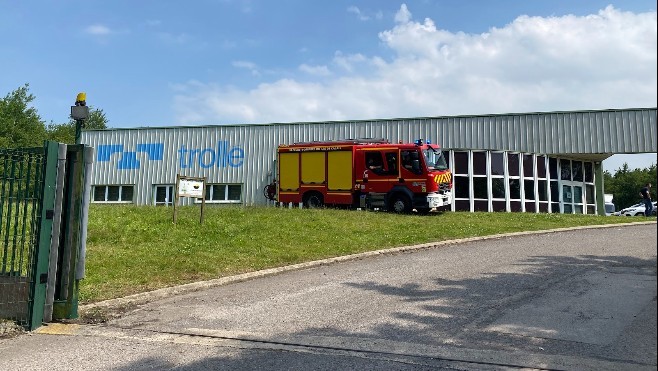 Hesdin l'Abbé : Après l'incendie, les bureaux administratifs de la société Trollé épargnés.