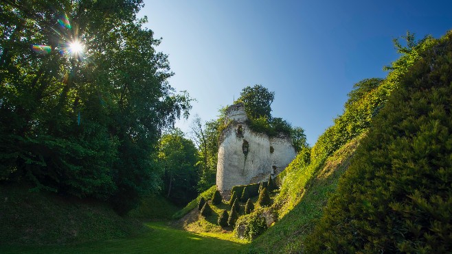 Escapade historique au château de Fressin, dans le Haut-Pays du Montreuillois