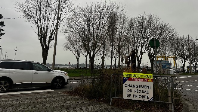 Etaples: un cédez le passage installé boulevard de l'Impératrice