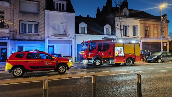 Calais : trois personnes légèrement intoxiquées suite à la présence d'une fumée suspecte. 