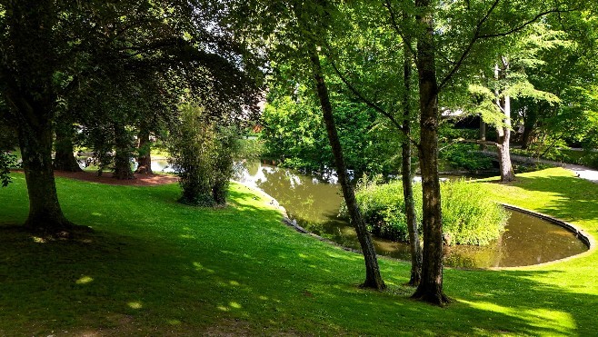 Abbeville : le grand bassin du jardin d'Emonville sera vidé pour la première fois en 30 ans !