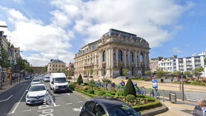 Calais: carambolage entre cinq voitures près du théâtre, boulevard Pasteur