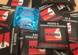 VIDEO: RADIO 6 vous offre des préservatifs pour l'enduropale !