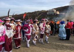 A Equihen Plage, le carnaval se termine sur la plage !