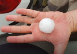 Des grêlons de 5 cm sont tombés hier soir dans le Pas de Calais !