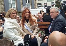 Miss France Maëva Coucke était à Boulogne sur mer ce mercredi.