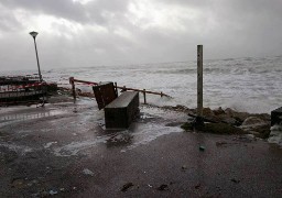 A Neuchâtel-Hardelot aussi, la digue a subi les vagues !