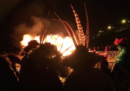 Des centaines de personnes ont participé au carnaval de Le Portel hier soir.