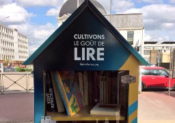 Des boites à livres fleurissent à Boulogne sur mer !