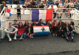 A Ferques, une centaine de supporters suivent la France sur écran géant !