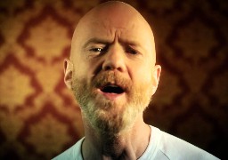 2 distributions de billets pour le concert gratuit de Jimmy Somerville au Château d'Hardelot.