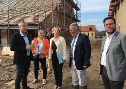 Encore un an de travaux pour la maison du cheval à Samer…