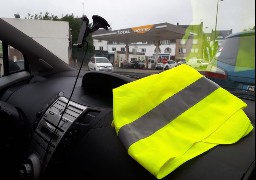 Manifestation des gilets jaunes : les préfectures et la Sanef conseillent d'éviter tout déplacement 