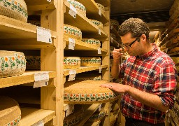 Plus de 350 variétés au choix chez les Fromages Philippe Olivier pour vos plateaux de fêtes