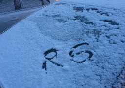 La neige perturbe le trafic sur la Côte d'Opale 