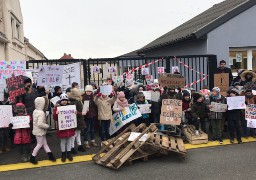 Contre les fermetures de classes, les parents se mobilisent !