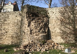 Boulogne : une tour des remparts s'est effondrée 