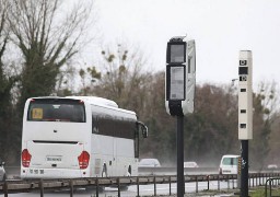 Implantation de radars capables de repérer les conducteurs sans ceinture ou utilisant leur téléphone