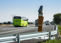 Gare aux comportements dangereux si vous croisez des piétons sur l'autoroute