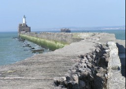 Boulogne-sur-mer : un pêcheur retrouvé mort après être tombé à la mer hier soir