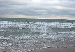 Un couple piégé par la marée au cap Blanc-Nez